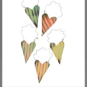 Honey and Me-Prim Heart ornaments set of 5-metal rustic hanging heart decor- NWT